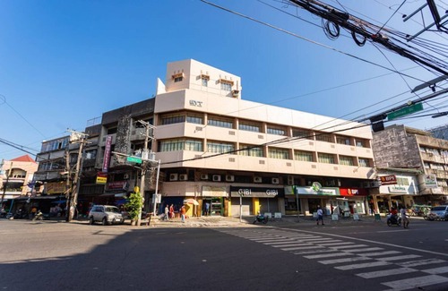 Downtown Tacloban Apartamento | Timeless Elegance: Embrace Comfort at Etsu Hotel's Studio