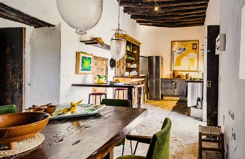Sant Joan de Labritja Villa | "Timeless Ibiza Haven: Designer Countryside Escape by the sea “