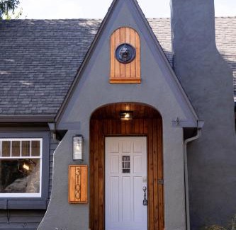Vancouver Casa | Timeless Historic Home Near Downtown