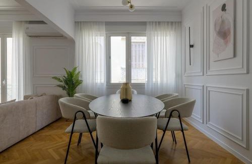 Plaka Apartamento | Timeless Plaka Retreat