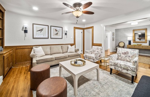 Turner Park Casa | Timeless Tulsa: 1940s Bungalow Expo 3BR/3BA