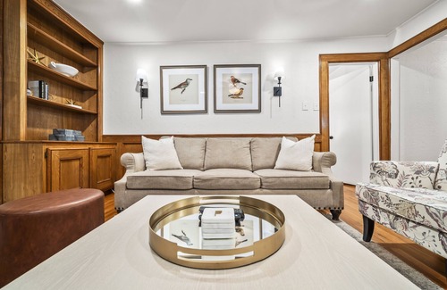Turner Park Casa | Timeless Tulsa: 1940s Bungalow Expo 3BR/3BA