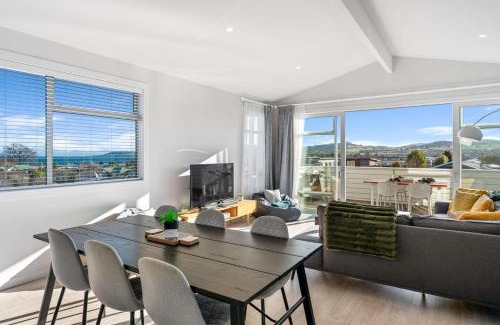 Taupo Casa | Timeout @ Taupo - Lake Views