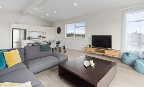 Taupo Casa | Timeout @ Taupo - Lake Views
