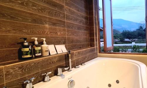 Bo Kluea Complejo | Times Klang Sapan Resort