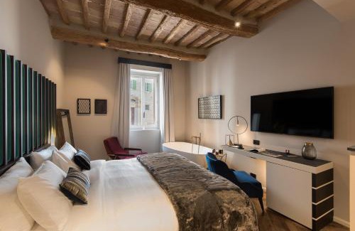 Old Town Casa | Times Suites