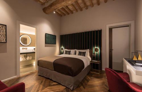 Old Town Casa | Times Suites