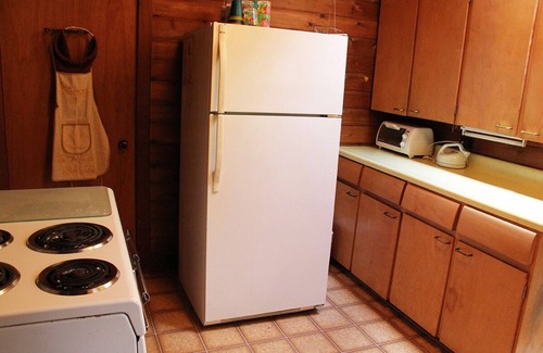 Frontenac Cabaña | Timmerman Island Cottage on Bobs Lake