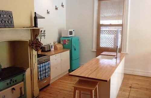 Tanunda Cabaña | Tin House at Tanunda