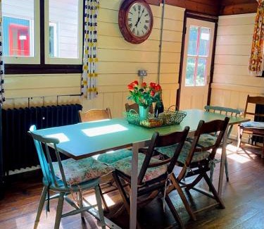 Chale Apartamento | Tin tabernacle perfect for group getaways