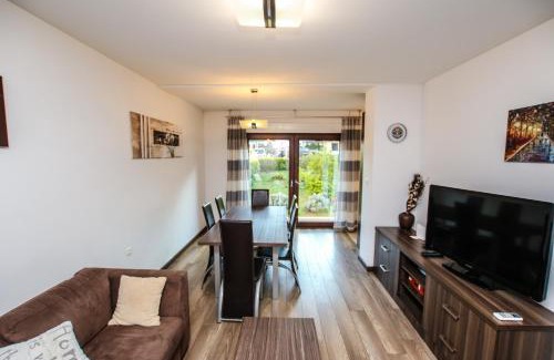 Brulo Apartamento | Tina 4 STARS