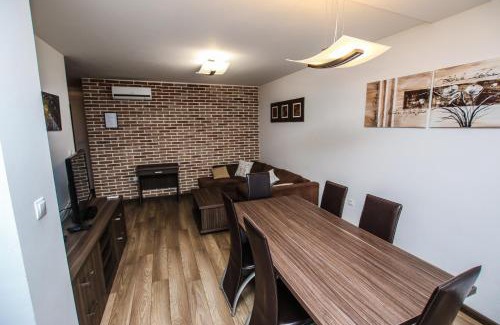 Brulo Apartamento | Tina 4 STARS