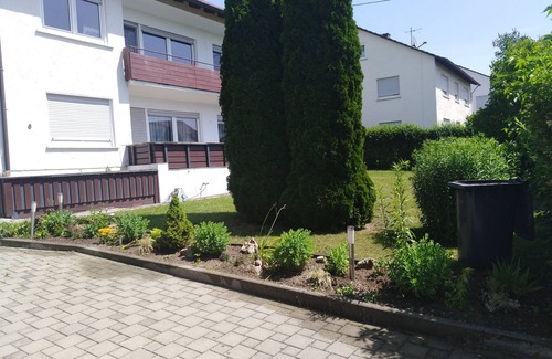 Langenau Apartamento | Apartamento vacacional de Tina / alojamiento para artesanos / alojamiento para montadores / alquiler a largo plazo