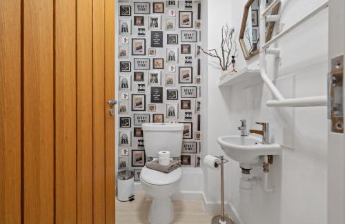 Porthtowan Casa | Tincroft Cottage - high end, luxury living near the beach