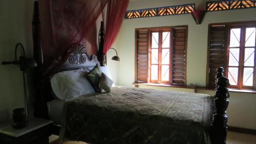 West End Casa | Tingalaya's Retreat