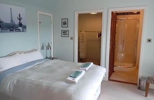 Aughrim Casa | Tinnakilly Lodge, Spaciously luxurious home near Aughrim Wicklow