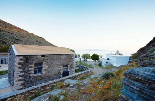 Megas Yialos-Nites Casa | Tinos island-Secluded beach house retreat 'VATHI'