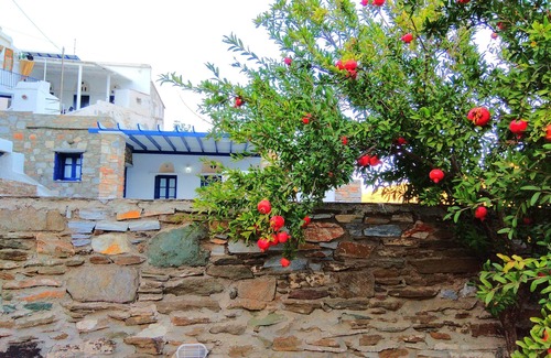 Megas Yialos-Nites Cabaña | Casa rural tradicional Tinos en un pueblo auténtico