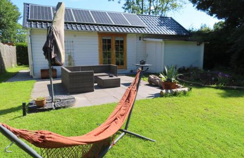 Tzummarum Casa | Tiny Botanic House