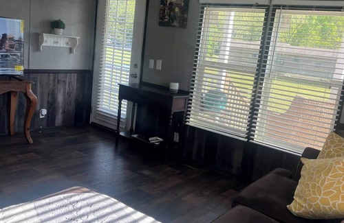 Madison Cabina | Tiny cabin in Madison Alabama