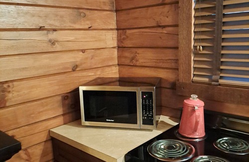 Perrysville Cabina | Tiny Cabin on the outskirts of Mohican State Park
