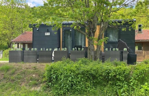 Wemding Casa | Tiny Haus Seeblick by Interhome