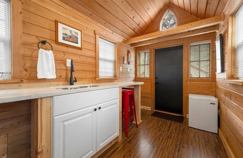 Poudre Park Casa | Tiny Home 8- Mount Ethel