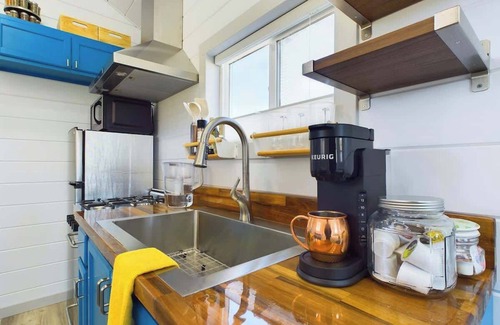 Rohnerville Apartamento | Tiny Home Big yard Su