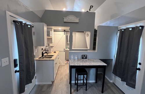 Lake Brownwood Cabina | Tiny Home close to Brownwood Lake
