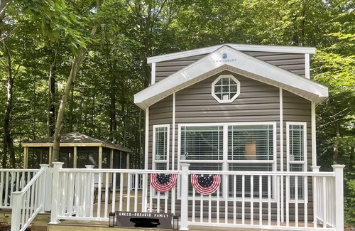 Gouldsboro Cabina | TINY HOME/LAKE CABIN IN PRIVATE EAGLE LAKE COMMUNITY WITH ALL AMENETIES INCLUDED
