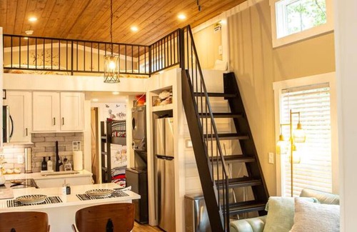 Menlo Casa | Tiny Home near Little River & Mentone - Alkebulan