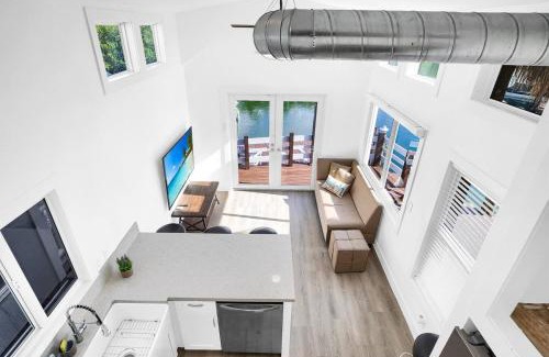 Key Largo Casa | Tiny Home on Waterfront, Bay Views, Deck, Pool