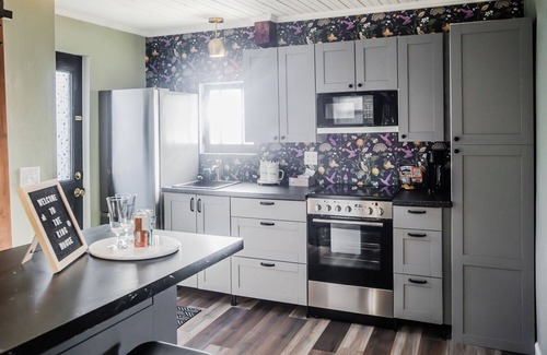 Kettering Casa | Tiny Home that's fit for a King