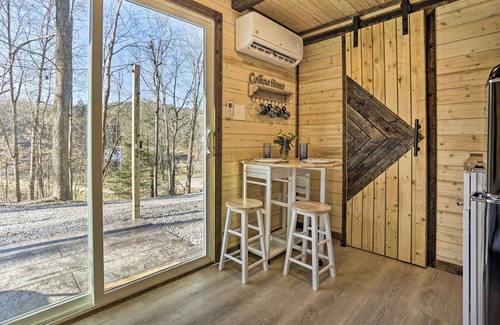 Loudonville Apartamento | Tiny Home w/ Hot Tub By Mohican State Park!