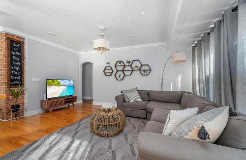 Fairvilla Casa | Tiny Home w MIL suite - 3 MI to DT