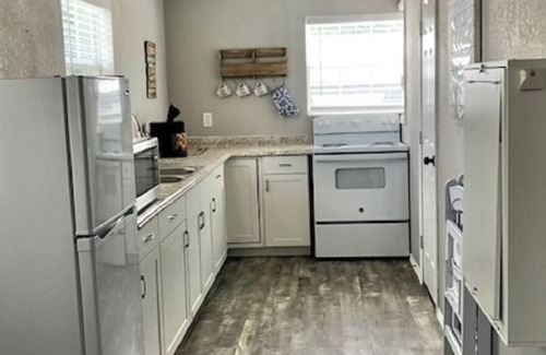 Canyon Lake Cabaña | Tiny Homes by the Lake