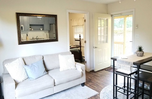 Danville Casa | Tiny House - 6 miles from Averett University and 5.4 miles from Caesars Virginia