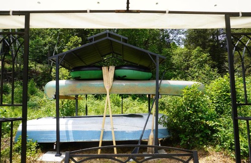 Strong Casa | Tiny House By The River