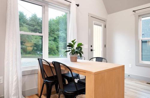 Waynesville Casa | Tiny House Comfort in the Heart of Waynesville