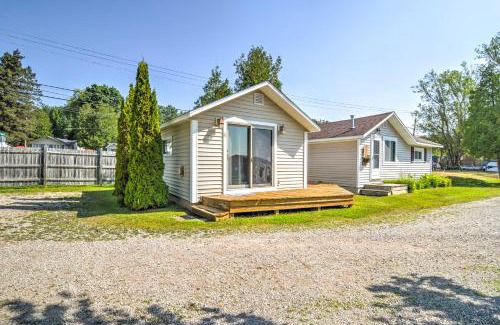 Oden Apartamento | Tiny House Cottage 6 with Dock on Crooked Lake