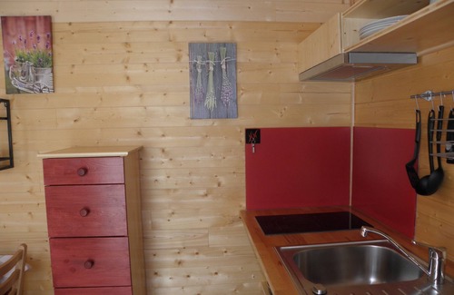 Barbentane Chalet De Esquí | Pequeña casa en alquiler en la Provenza, sus inusuales vacaciones ...
