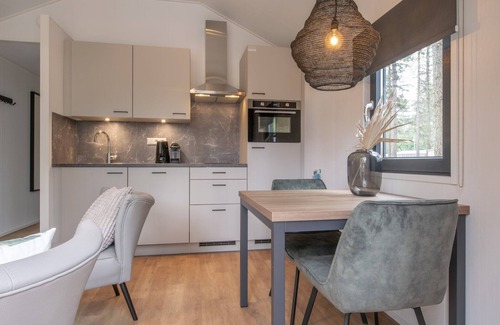 Municipality of Geldrop-Mierlo Chalet De Esquí | Tiny House en Eindhoven cerca del bosque