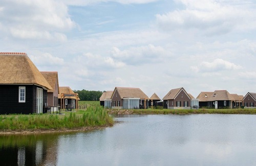 Municipality of Geldrop-Mierlo Chalet De Esquí | Tiny House en Eindhoven cerca del bosque
