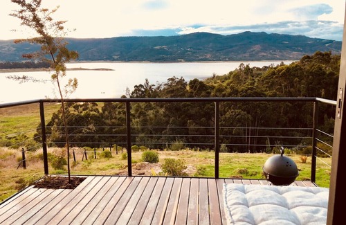 Guatavita Cabina | CASA PEQUEÑA EN EL LAGO GUATAVITA, CERCA DE LA CIUDAD DE BOGOTA