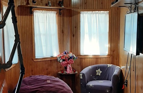 Willard Casa | Tiny House Living at It's Finest!