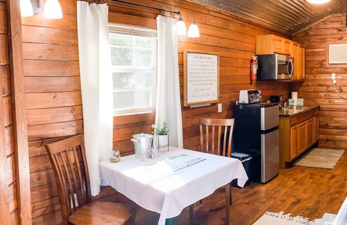 Crawford Cabina | Tiny House # 4 @Gathering Oaks Retreat