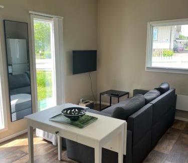 Heberg Casa | Tiny house with shared pool, max 4 people