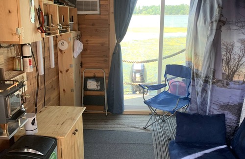Shipshewana Alquiler De Eote | Tiny Houseboat