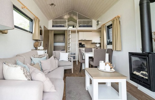 Bovenkarspel Casa | Tiny Lodge 4 by Interhome