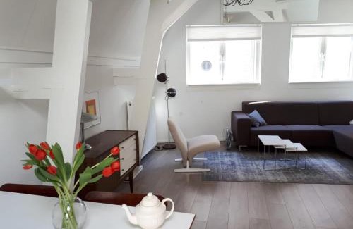 Leiden Apartamento | Tiny Monumental House in Down Town Leiden